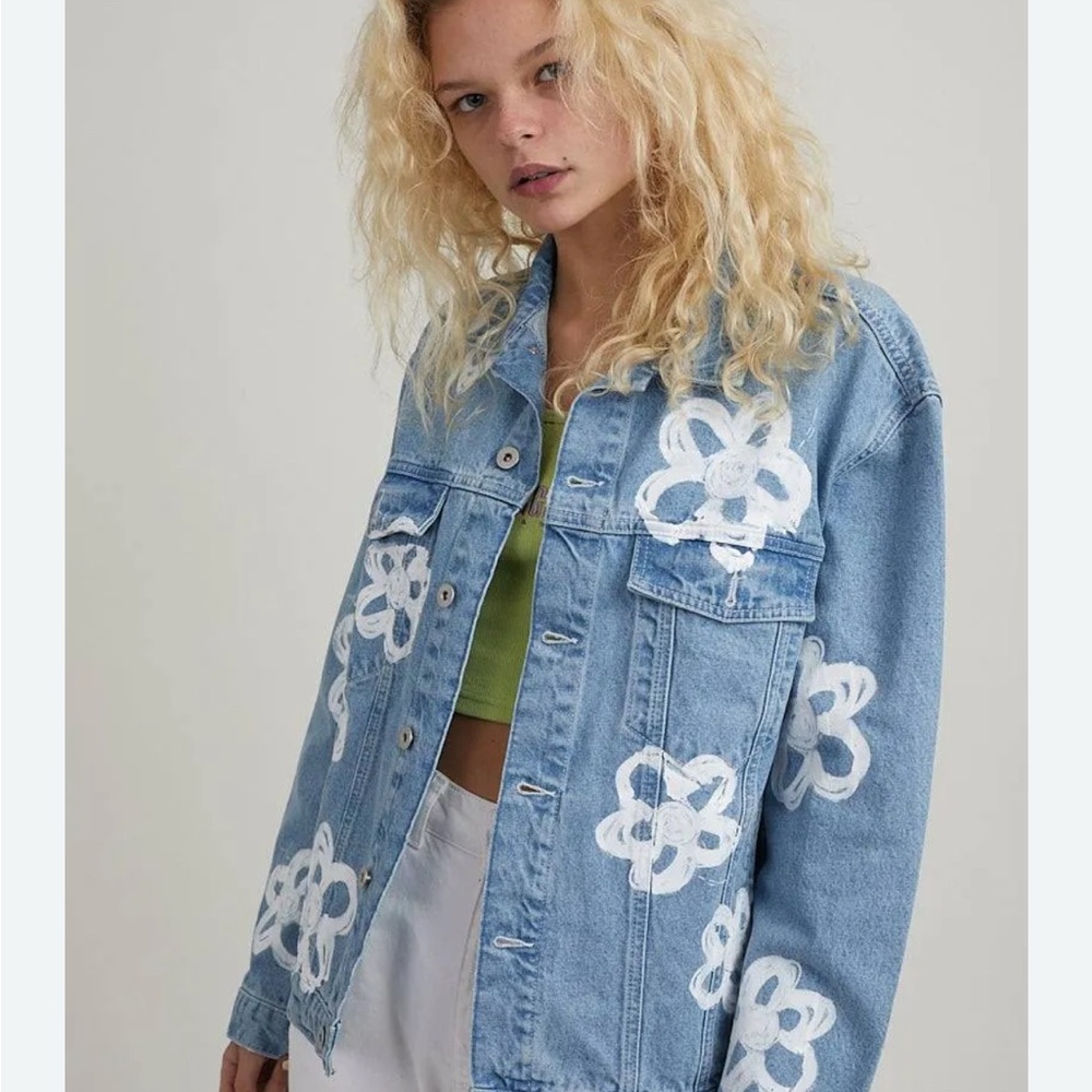 Ragged Jeans Dropout Jacket Oversized Denim with Painted Flowers Size Medium